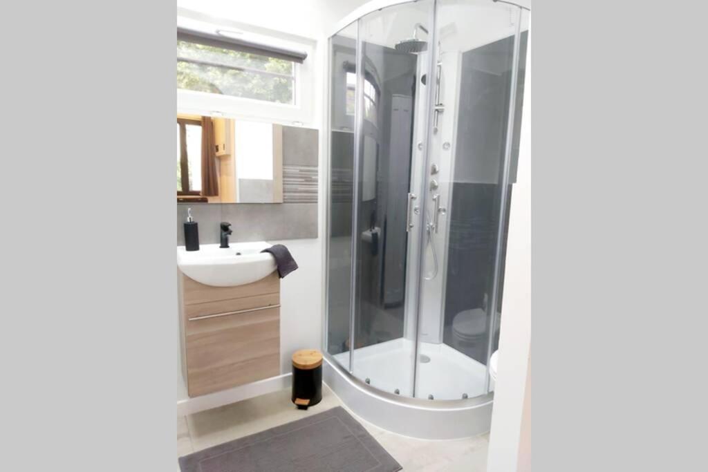 그레씨 Superbe Studio 15 M²,Proche Disney, Asterix, Cdg 아파트 외부 사진